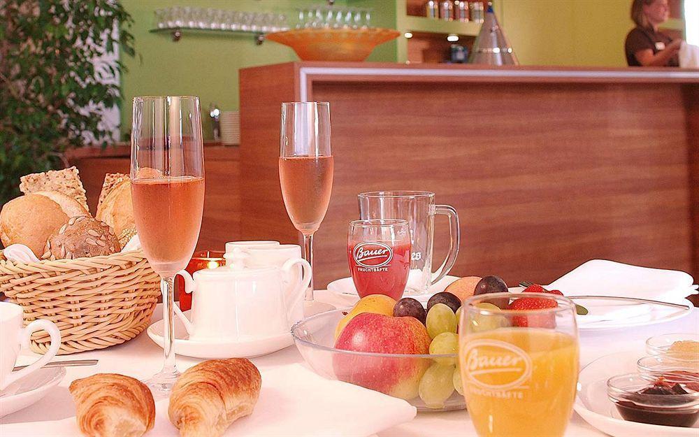 Hotel&SPA Sommerfeld Kremmen Kültér fotó